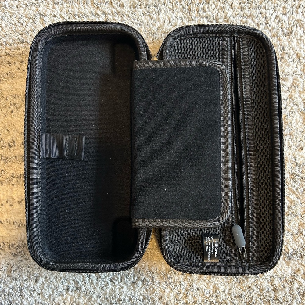 Insignia Go Travel Case